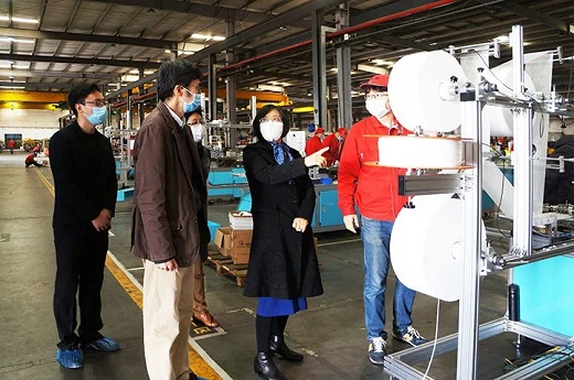 青浦区政协主席李华桂等向导莅临上；；；；；；918博天堂调研